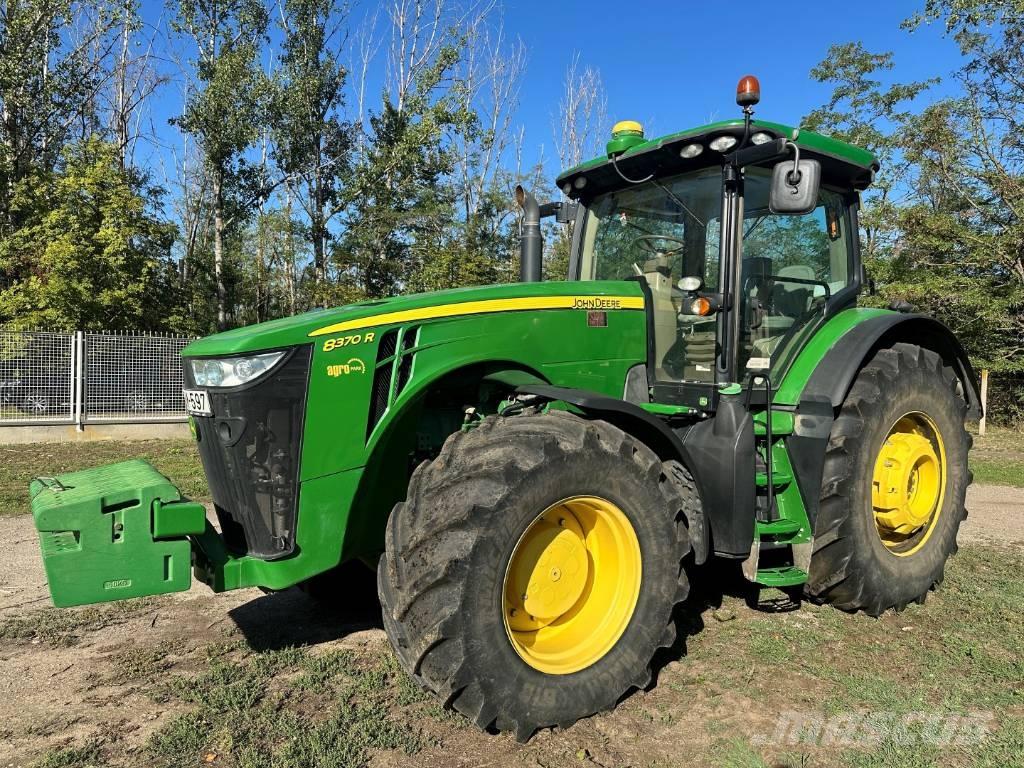 John Deere 8370 R Traktoren