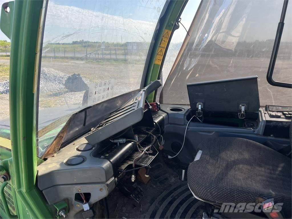 John Deere 1010E Harvester