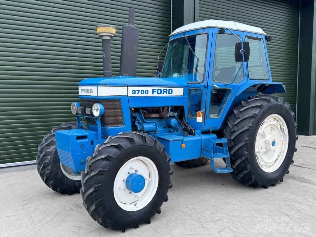 Ford 9700 Traktoren