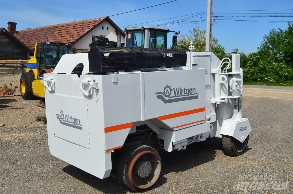 Wirtgen W1000L Asphaltfräsen