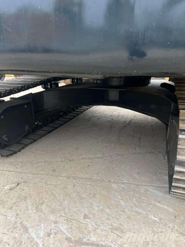 Hyundai HX 220 HD Raupenbagger