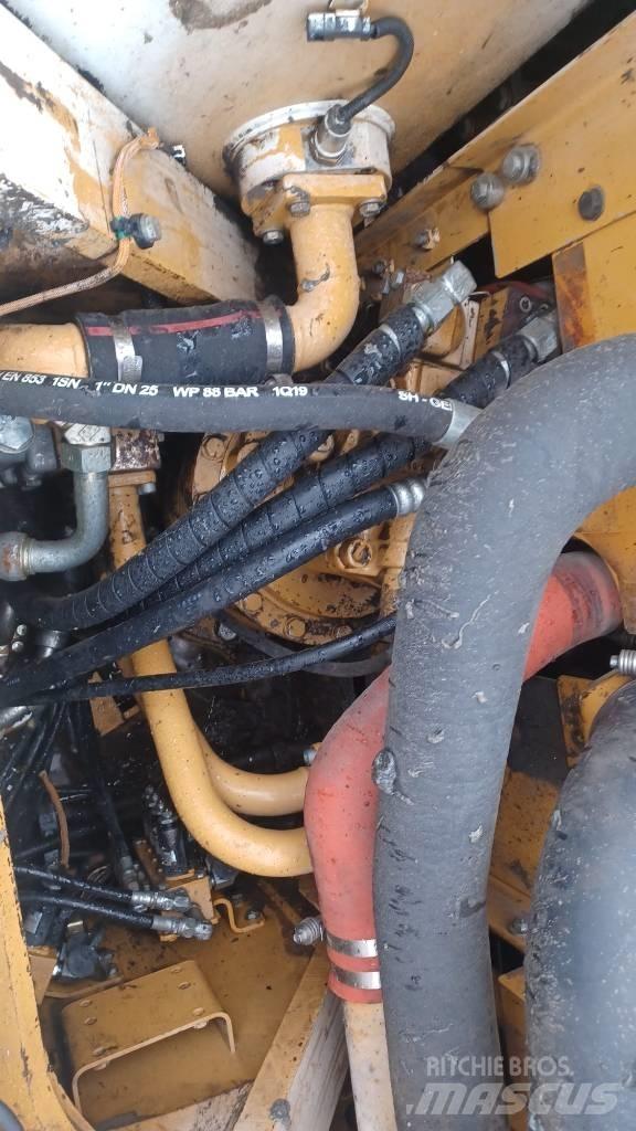CAT 328 D L Raupenbagger