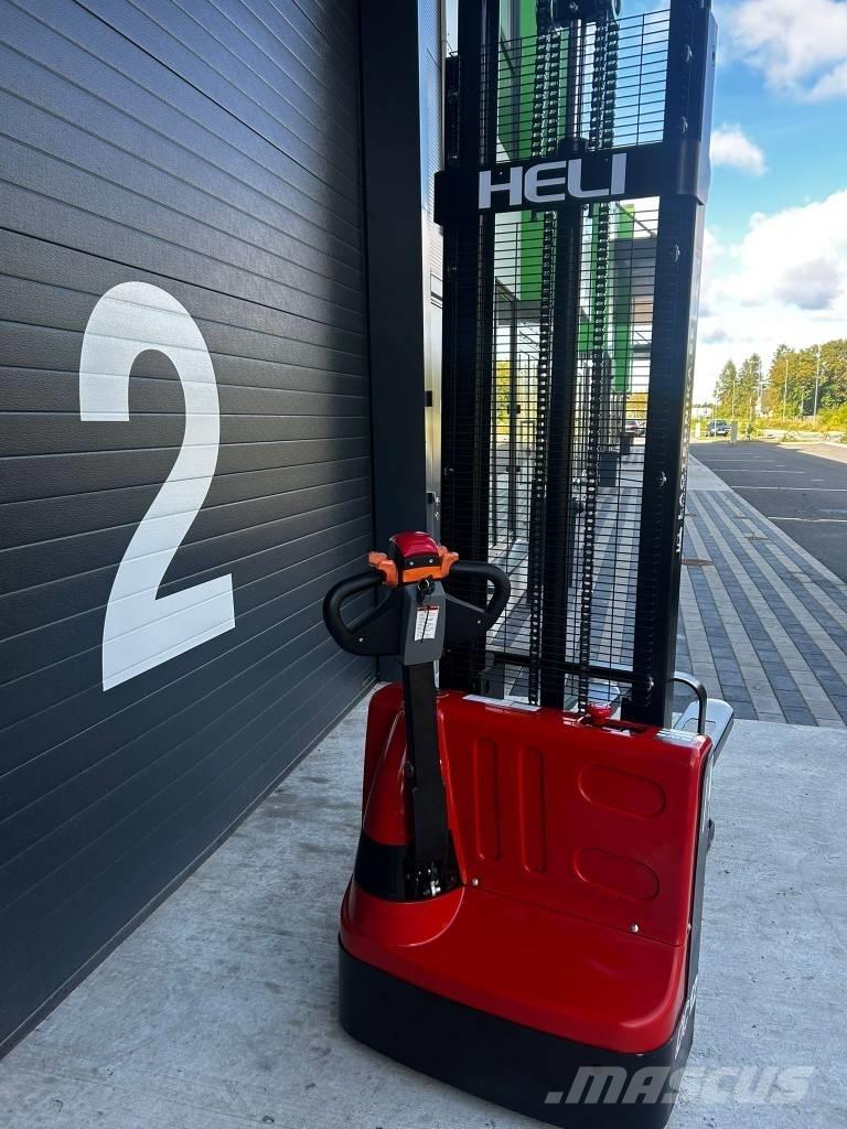 Heli CDD 12 Deichselstapler