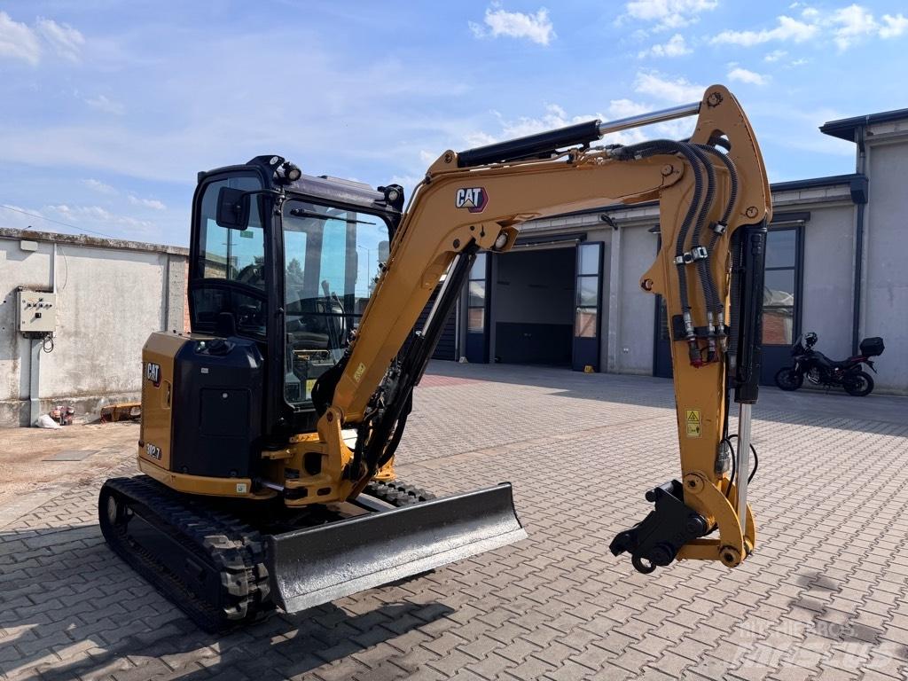 CAT 302.7 D CR Minibagger < 7t