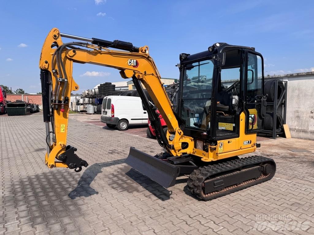 CAT 302.7 D CR Minibagger < 7t