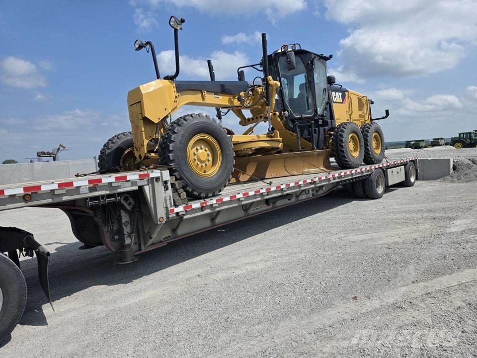 CAT 140 M 2 Grader