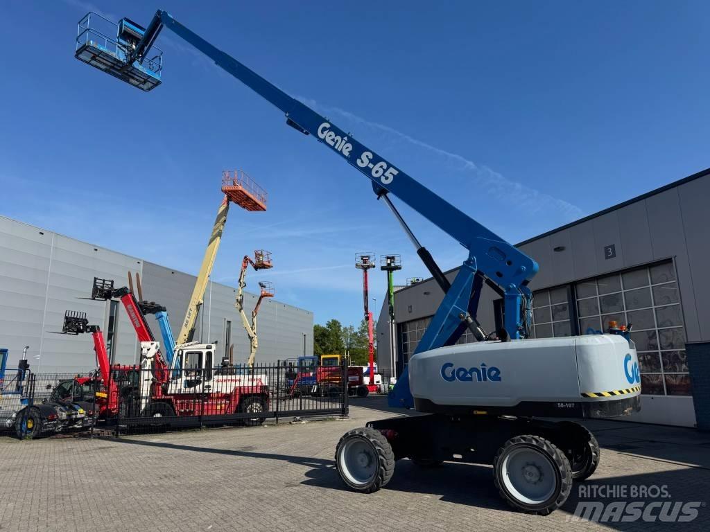 Genie S 65 Teleskopbühnen