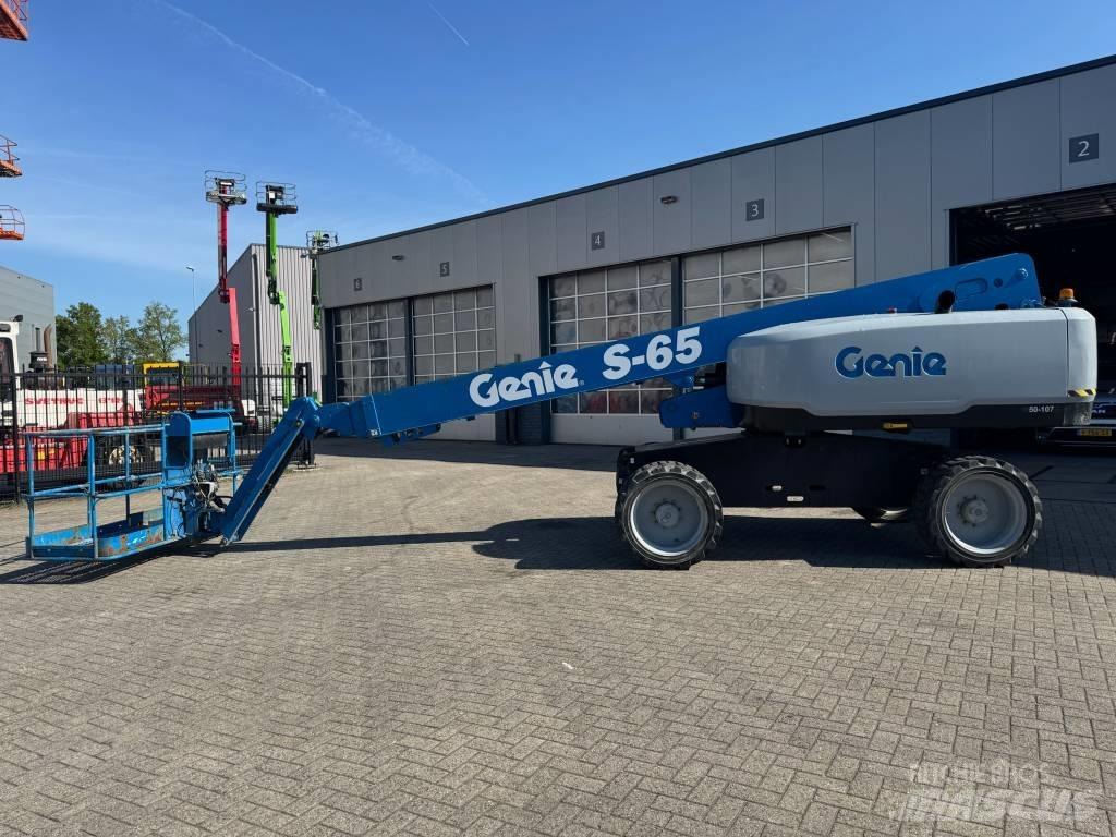 Genie S 65 Teleskopbühnen