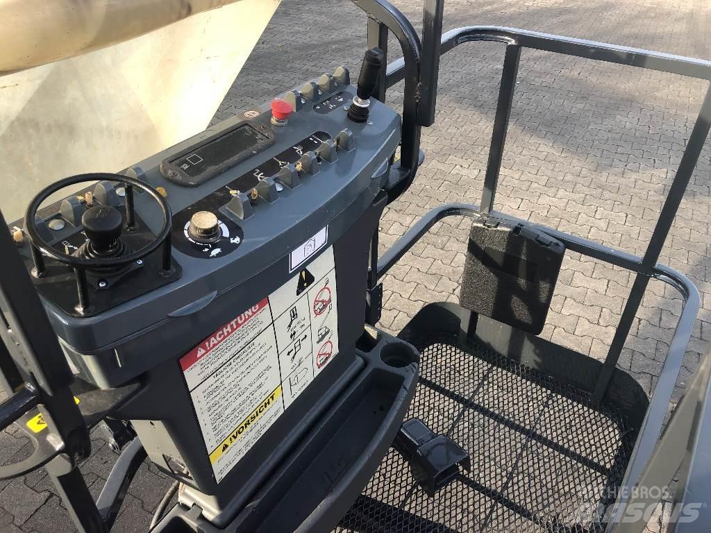 JLG E 600 JP Teleskopbühnen