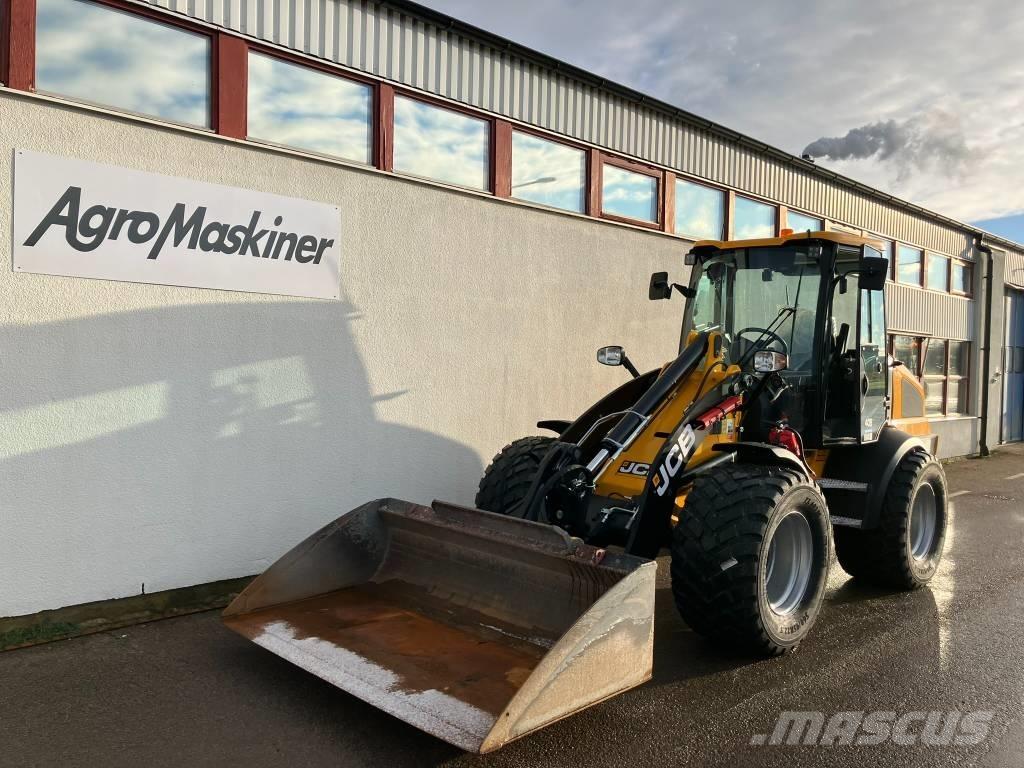 JCB 409 STAGE V - AGRI Minilader