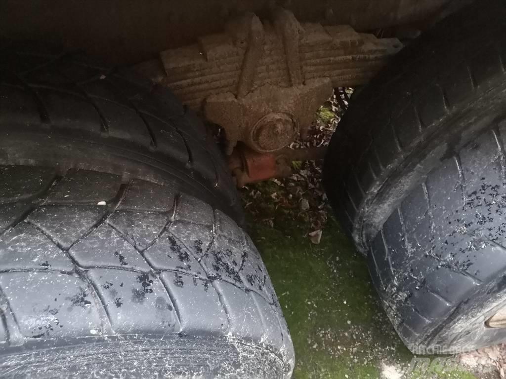 Iveco 260EH 6x6 Kipper