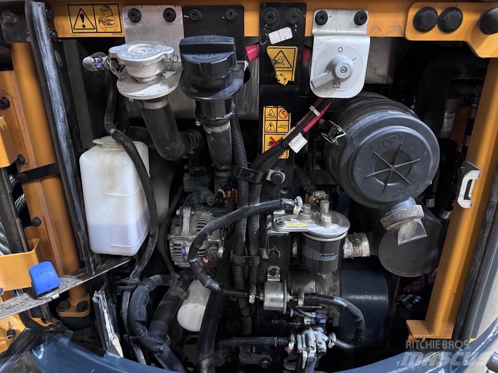 Hyundai R25Z-9 AK Minibagger < 7t