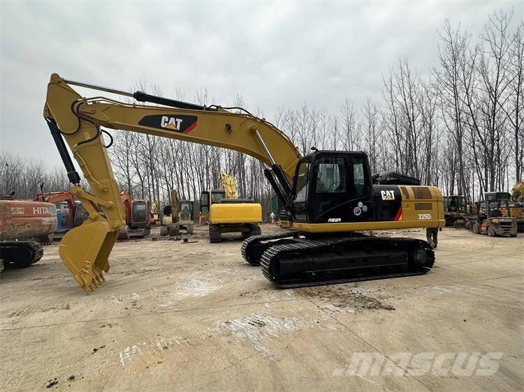 CAT 325D2 Raupenbagger