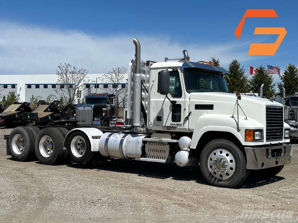 Mack CHU613 Sattelzugmaschinen