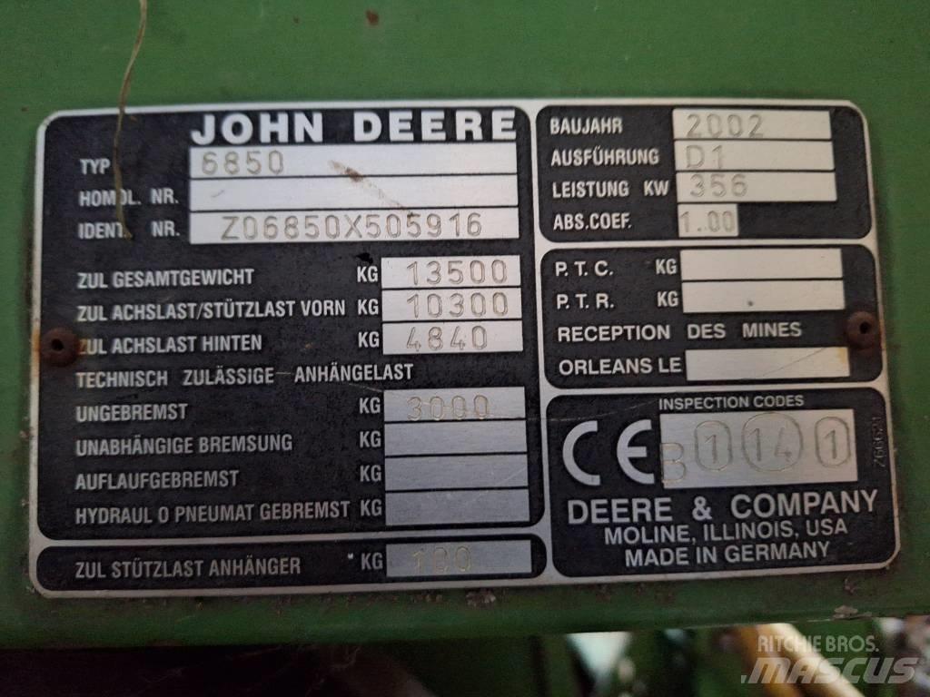 John Deere 6850 Selbstfahrende Häcksler