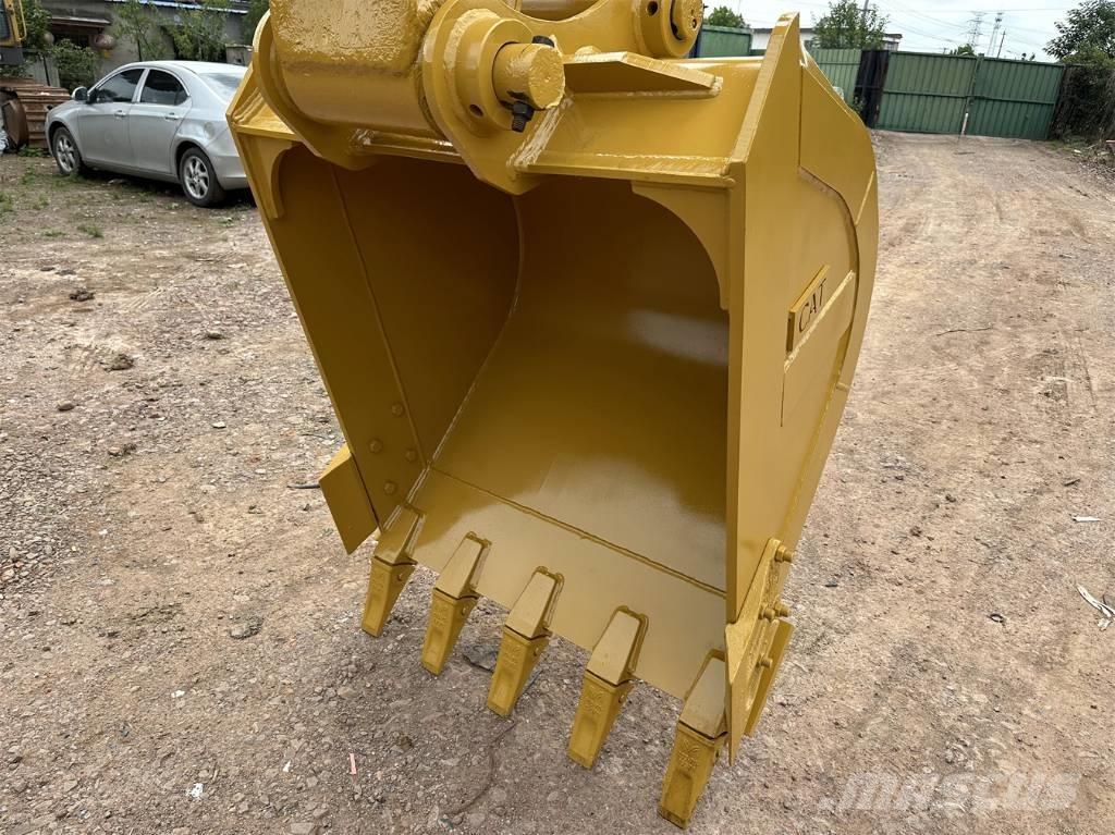 CAT 320 D2L Raupenbagger