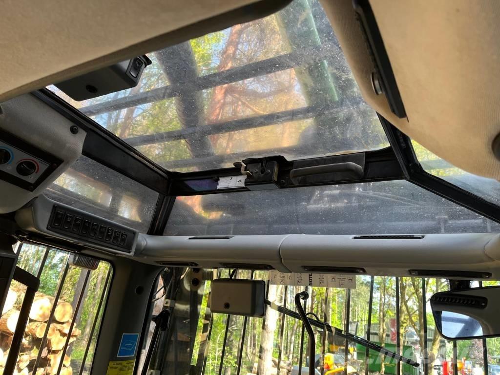 Valtra T183 Versu Traktoren