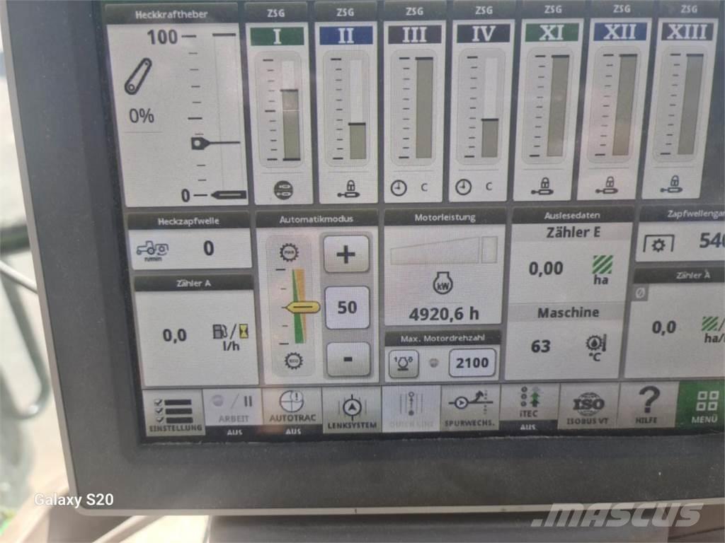 John Deere 6130R Traktoren