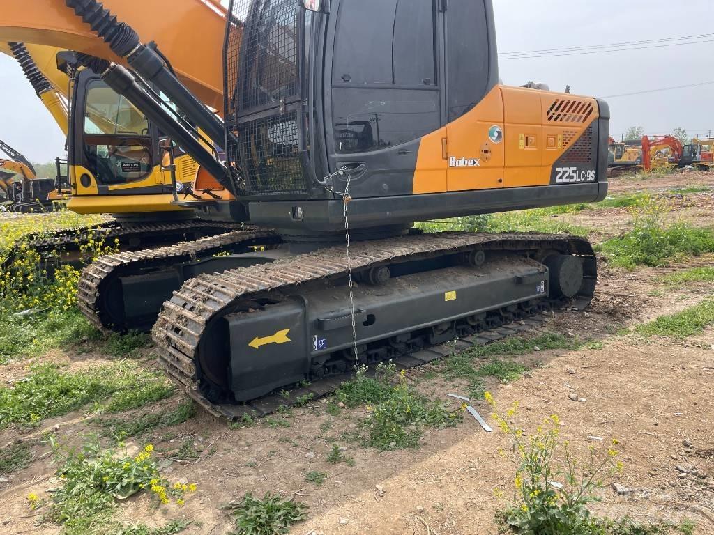 Hyundai 225LC-9S Raupenbagger