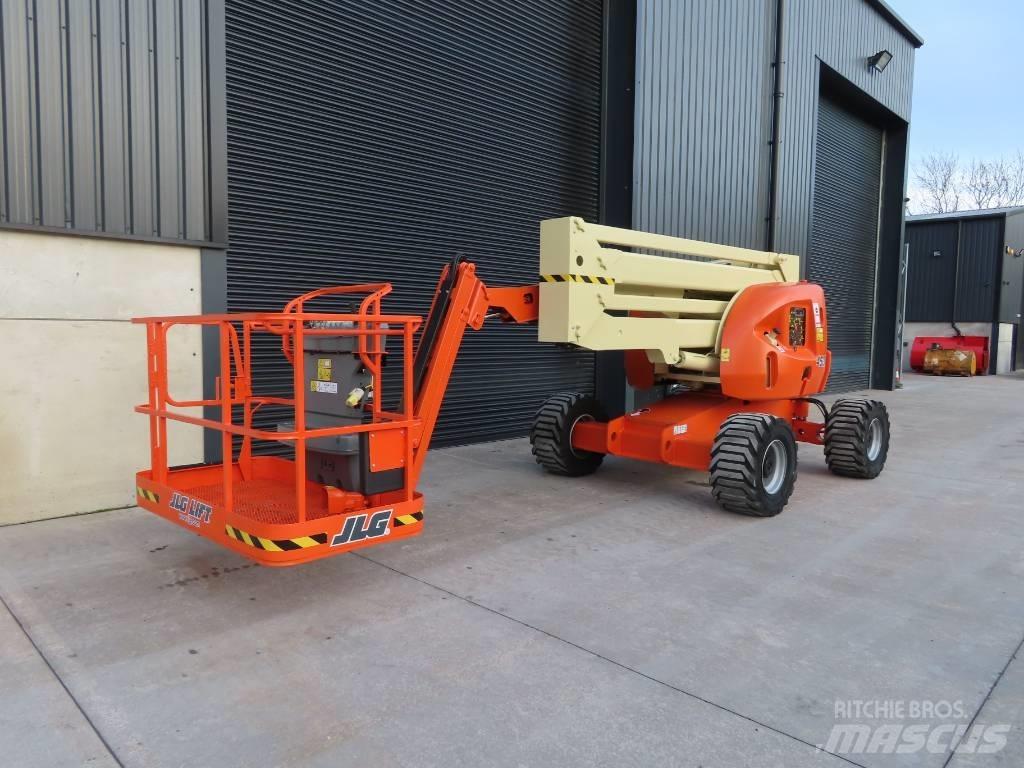 JLG 450 AJ Gelenkteleskoparbeitsbühnen