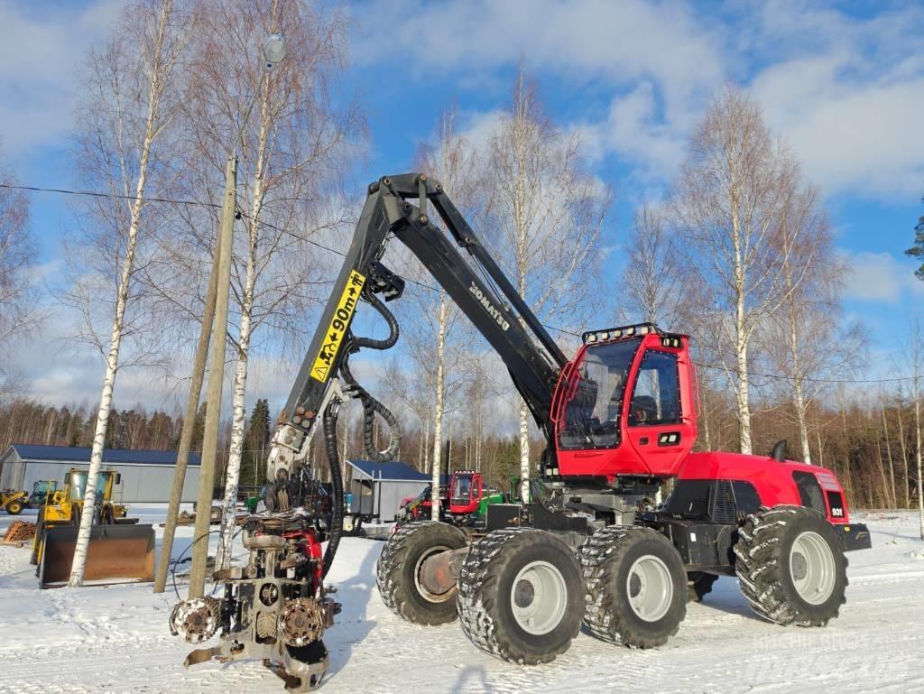 Komatsu 931 Harvester