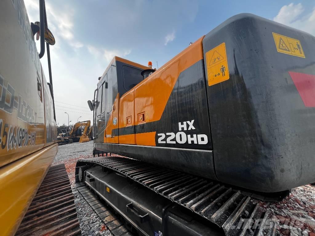 Hyundai HX 220 HD Raupenbagger