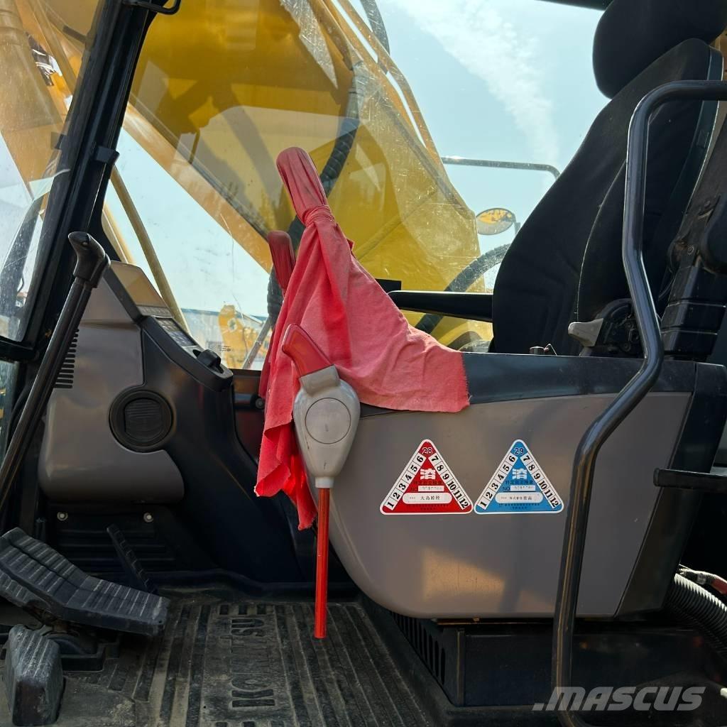 Komatsu 200-8 Raupenbagger