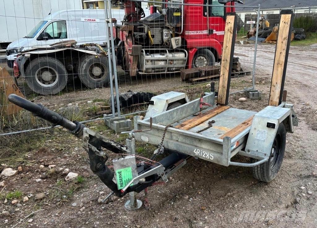 Moiroud TB 1250 Maschinetransporter