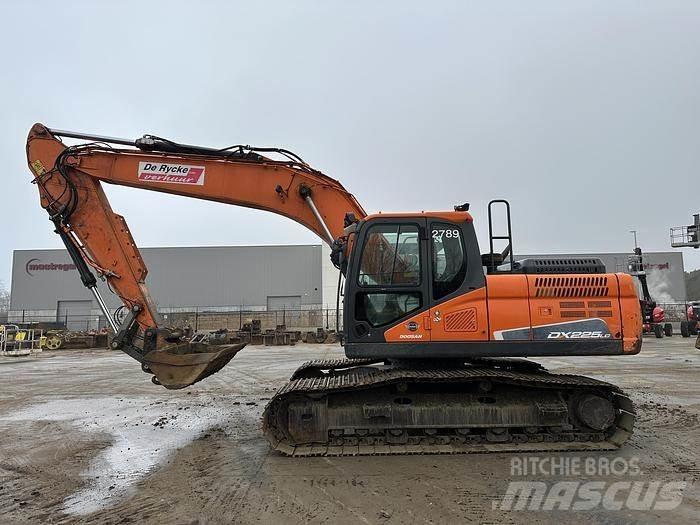 Doosan DX225LC-5 Spezialbagger