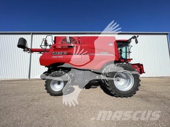 Case IH 8250 Mähdrescher