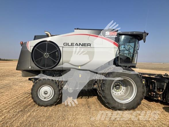 Gleaner S98 Mähdrescher