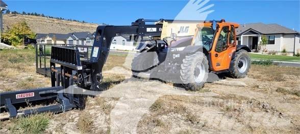 JLG 742 Teleskoplader
