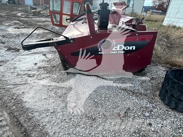 MAC DON R85 Schwader