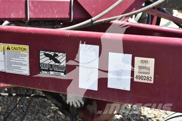 Seed Hawk 8412 Drillmaschinen
