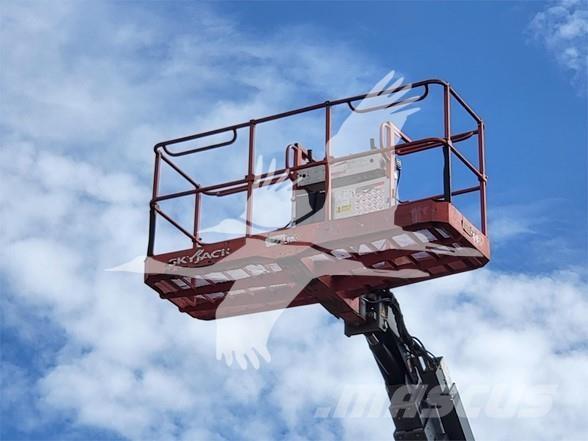 SkyJack SJ82T Teleskopbühnen