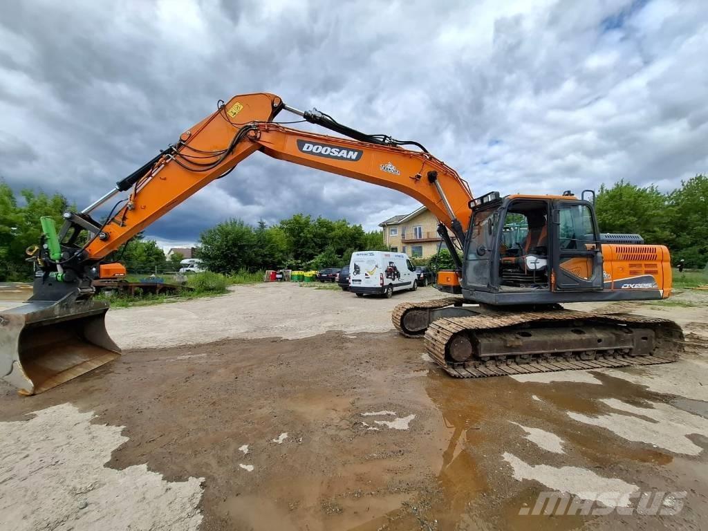 Doosan DX 225 LC-5 Raupenbagger