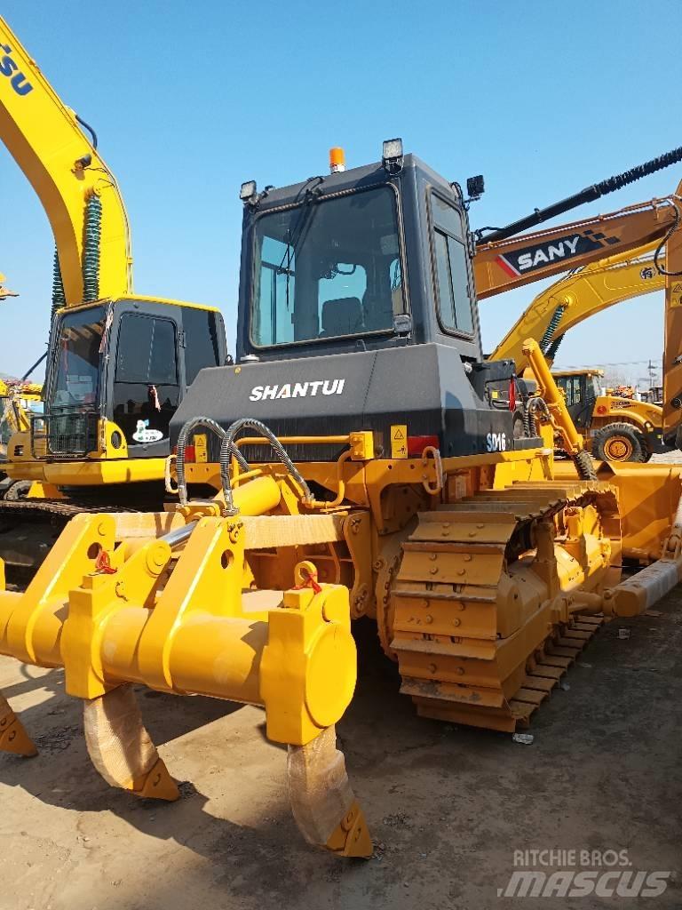 Shantui SD 16 Bulldozer