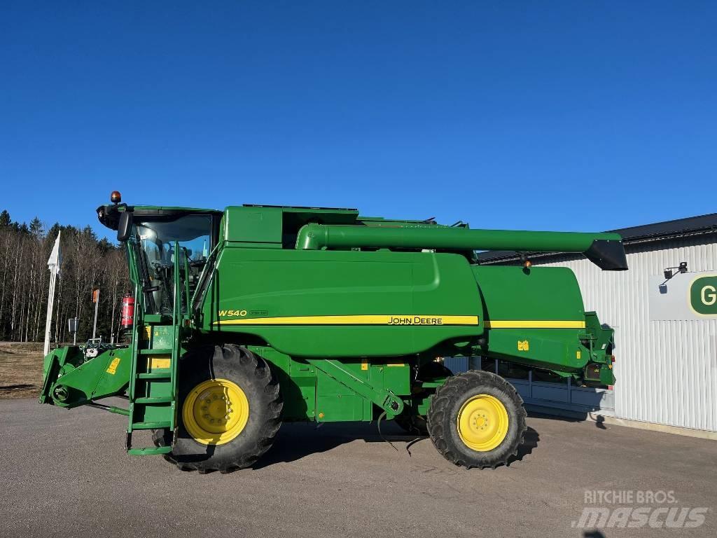 John Deere W540 Mähdrescher