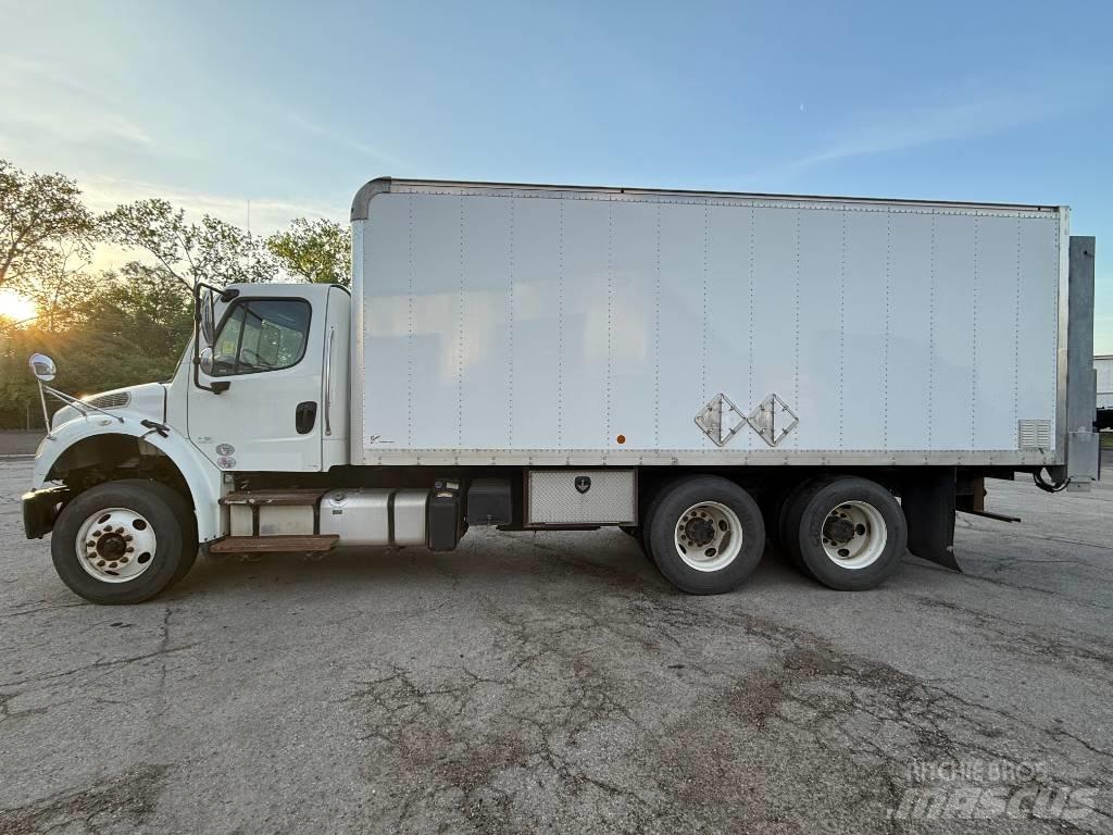 Freightliner M 106 Kofferaufbau