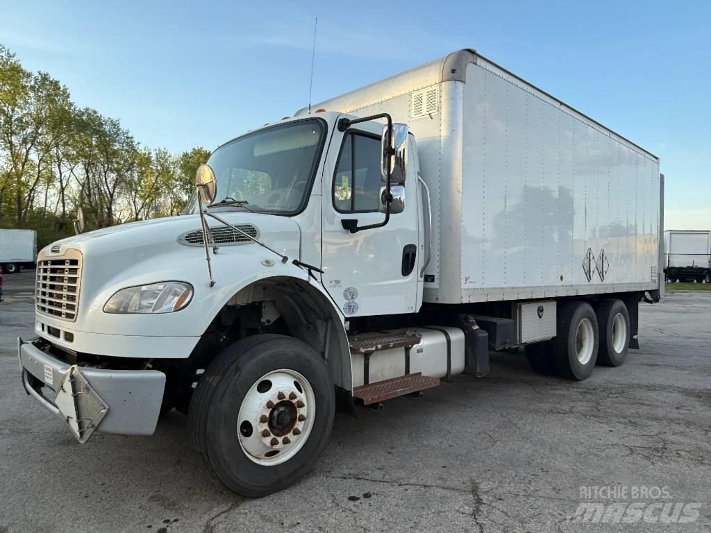 Freightliner M 106 Kofferaufbau