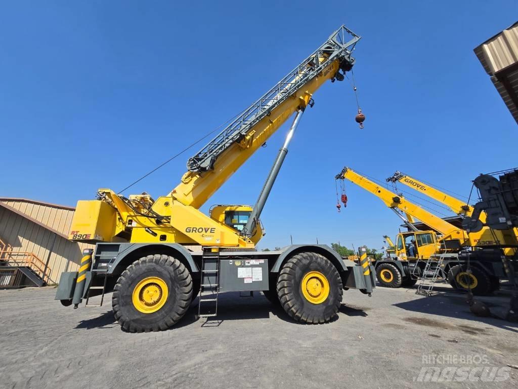 Grove RT 890 E Ruwterrein kranen
