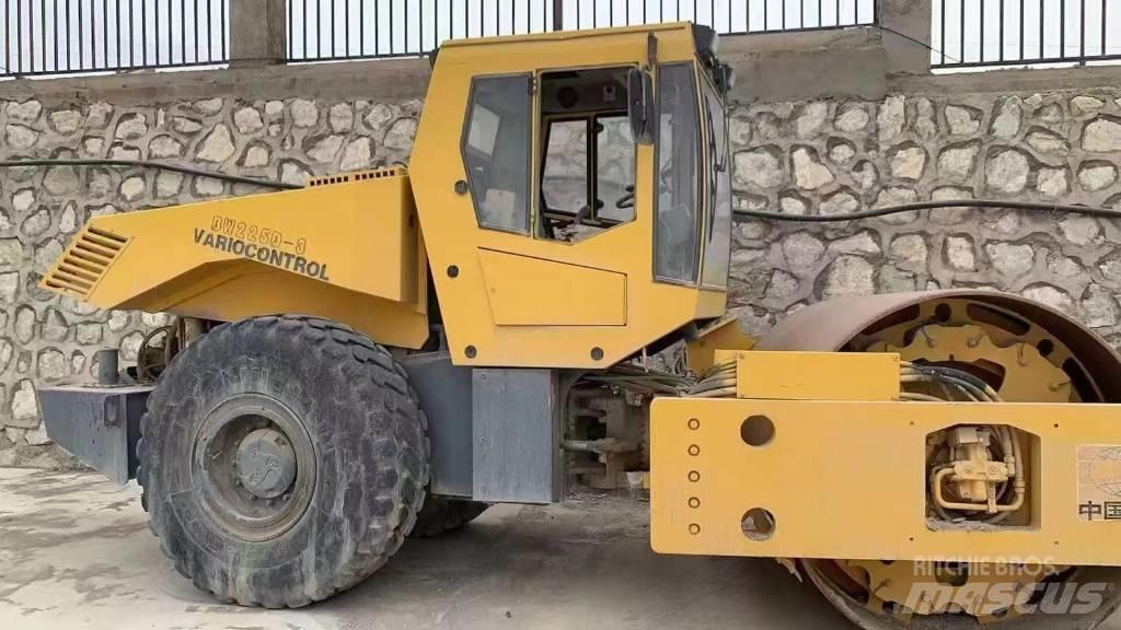 Bomag bw225d-3 Tandemwalzen
