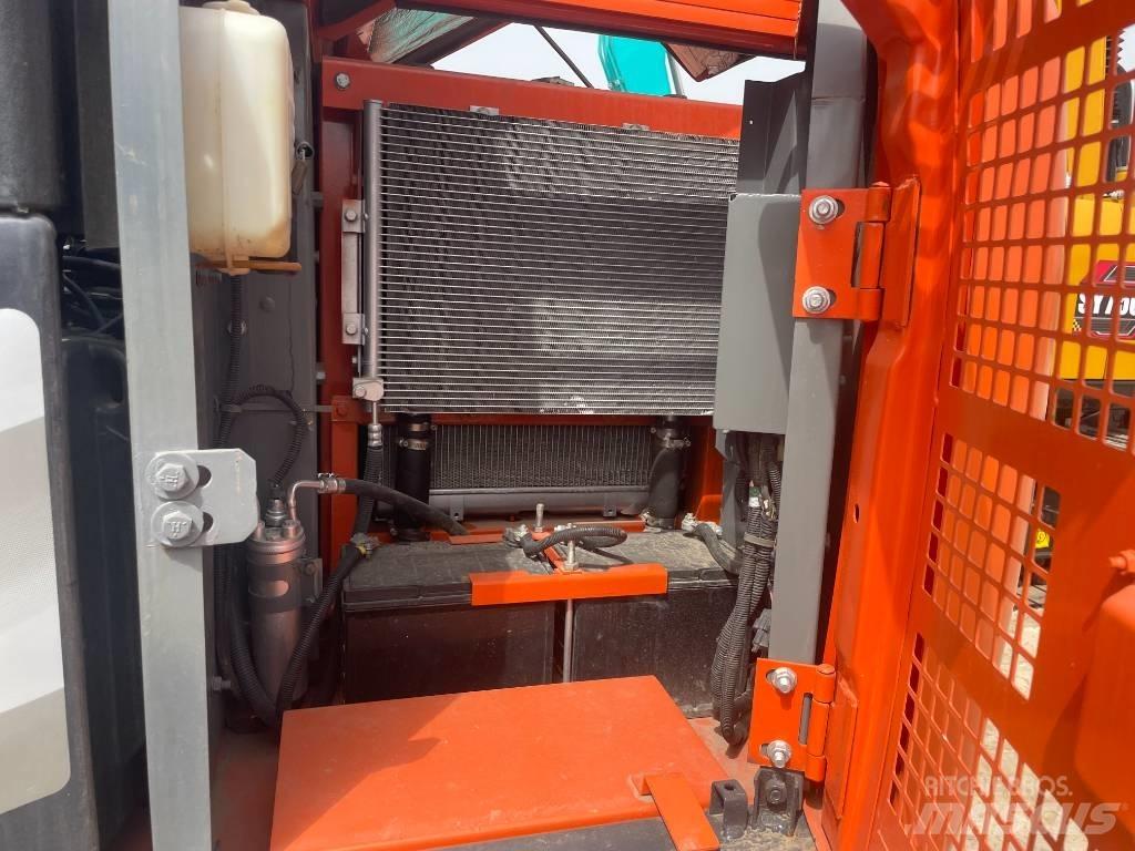 Hitachi ZX 70 Raupenbagger