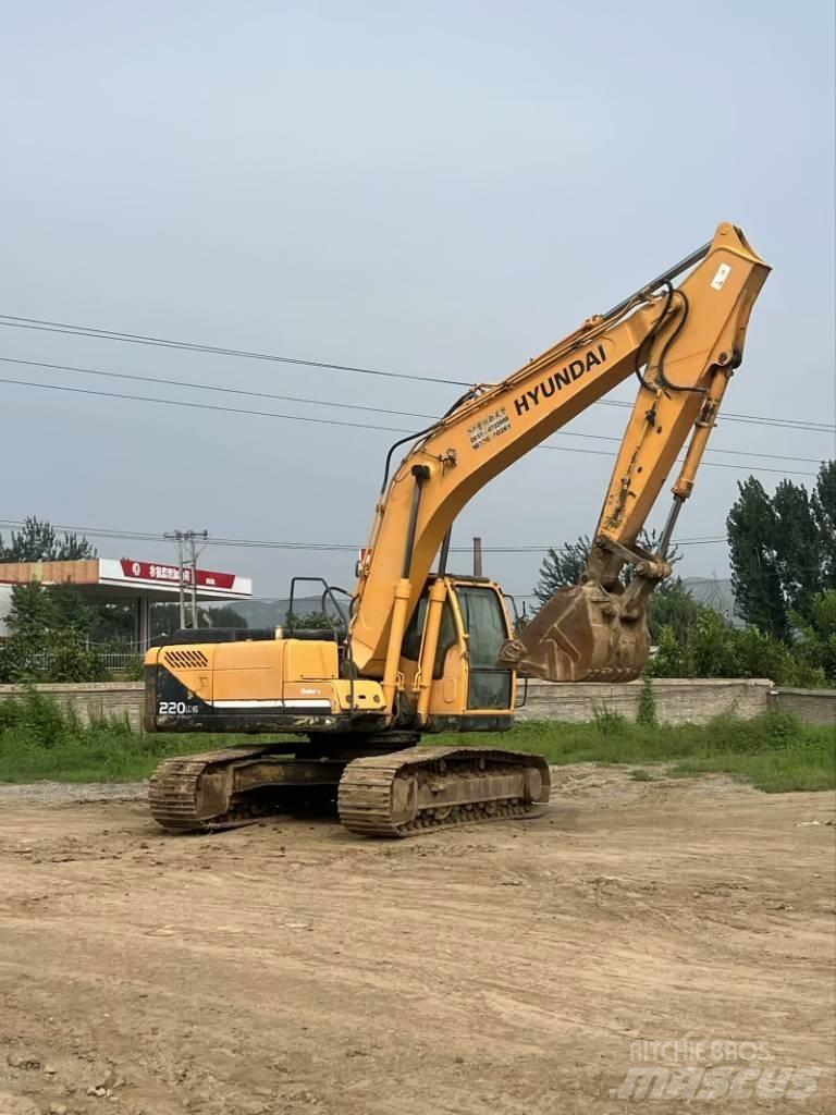 Hyundai R220-9S Raupenbagger