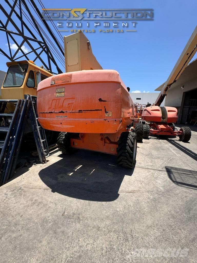 JLG 800 S Teleskopbühnen