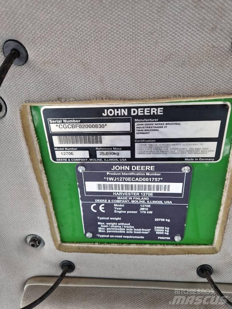 John Deere 1270E Harvester