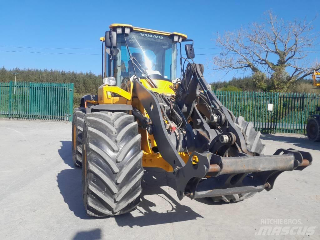 Volvo L 60 Teleskoplader für Landwirtschaft