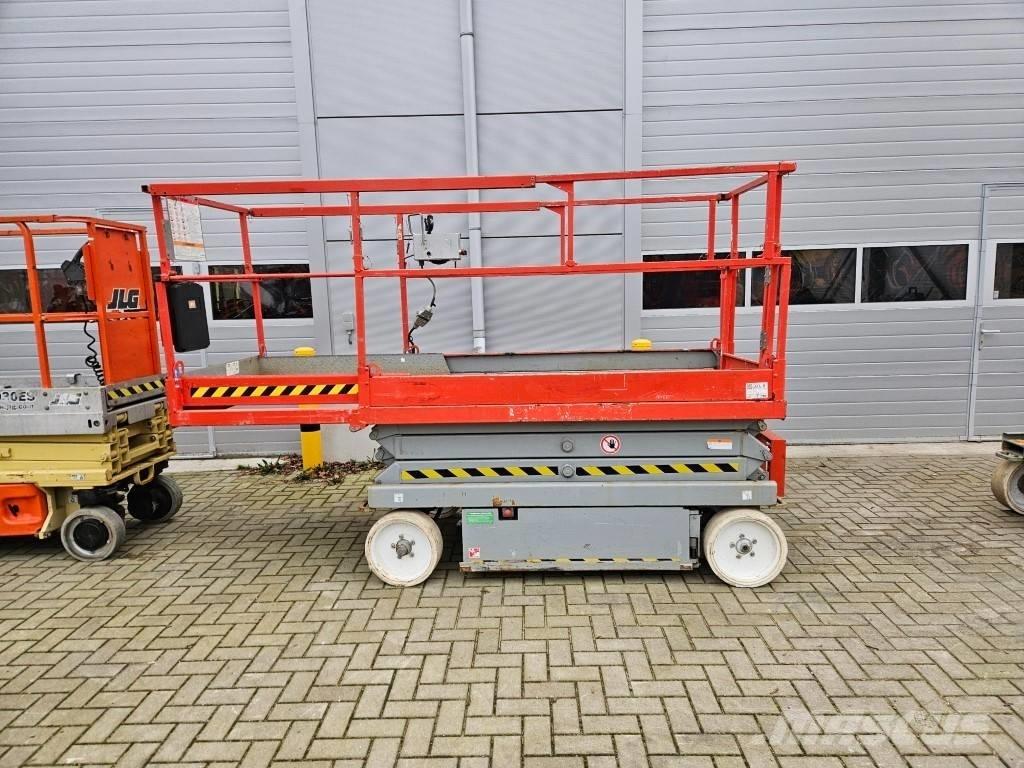 SkyJack SJ 4620 Scheren-Arbeitsbühnen