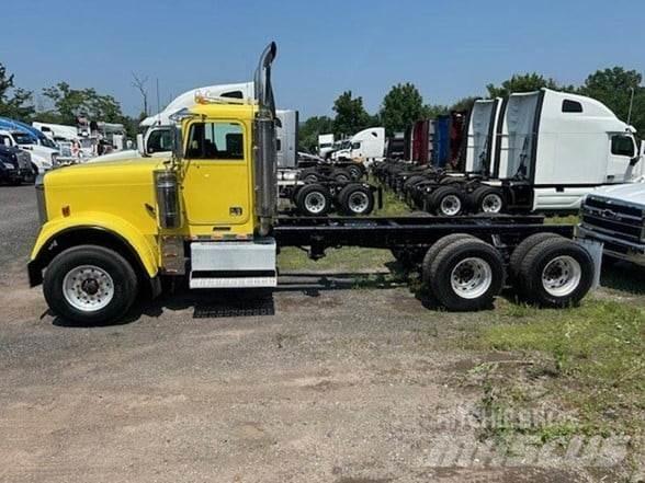 Freightliner FLD120 Wechselfahrgestell