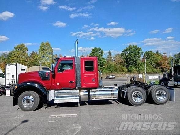 Kenworth W990 Sattelzugmaschinen